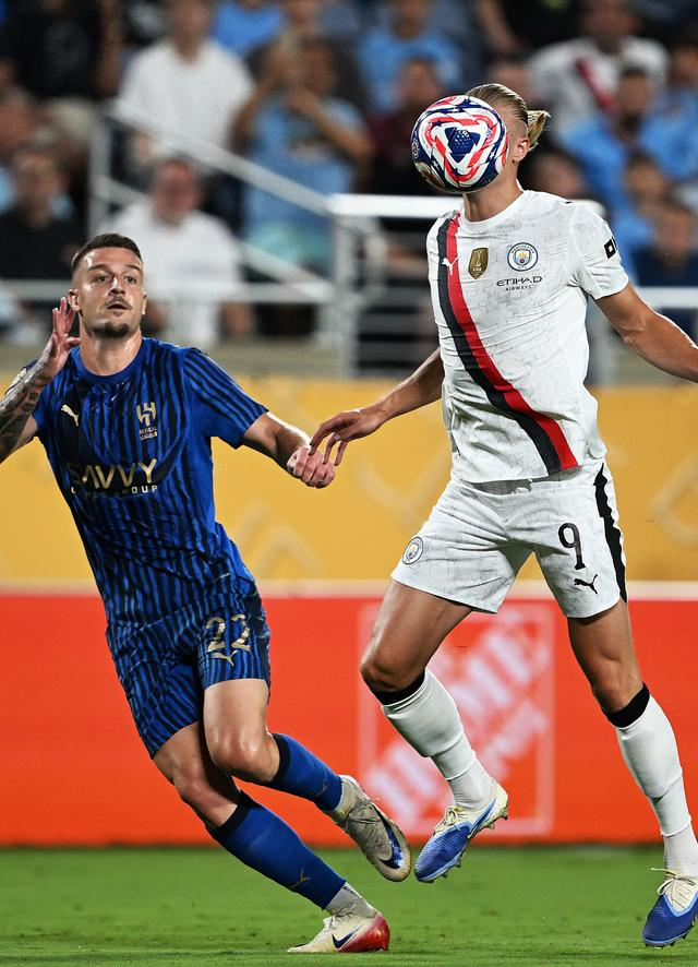  曼联士气爆棚，英超八强战遇上利雅得新月，目标明确直指晋级